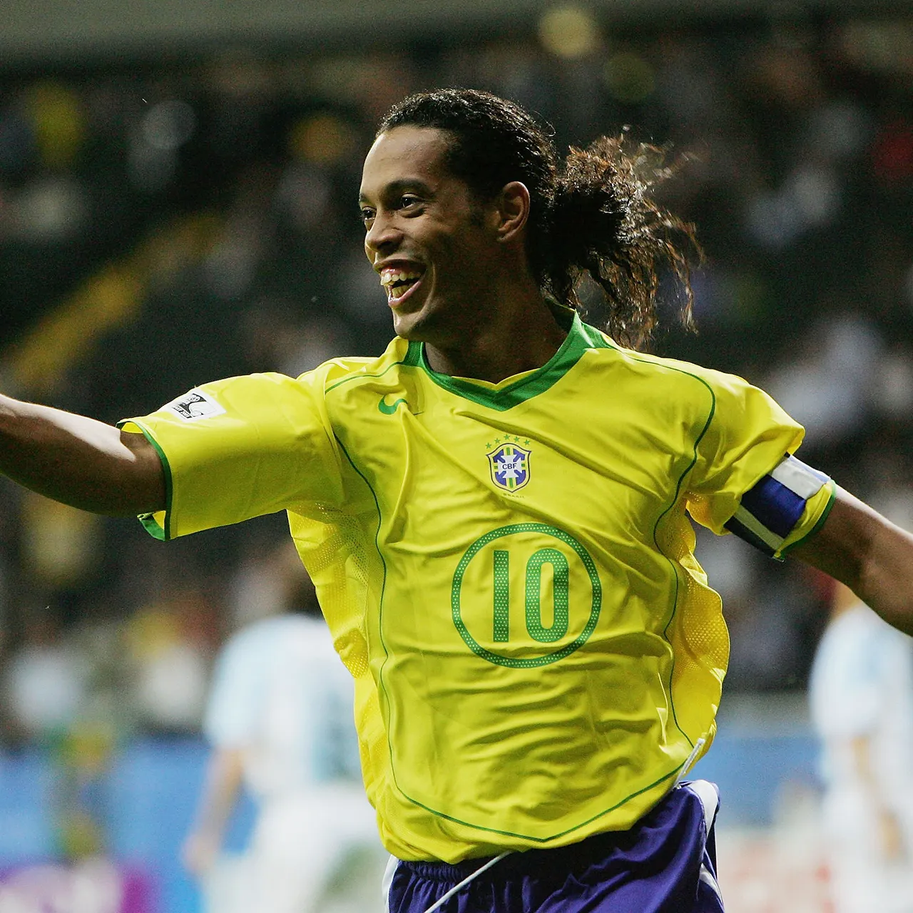 Ronaldinho từng vô địch World Cup cùng Brazil vào năm 2002
